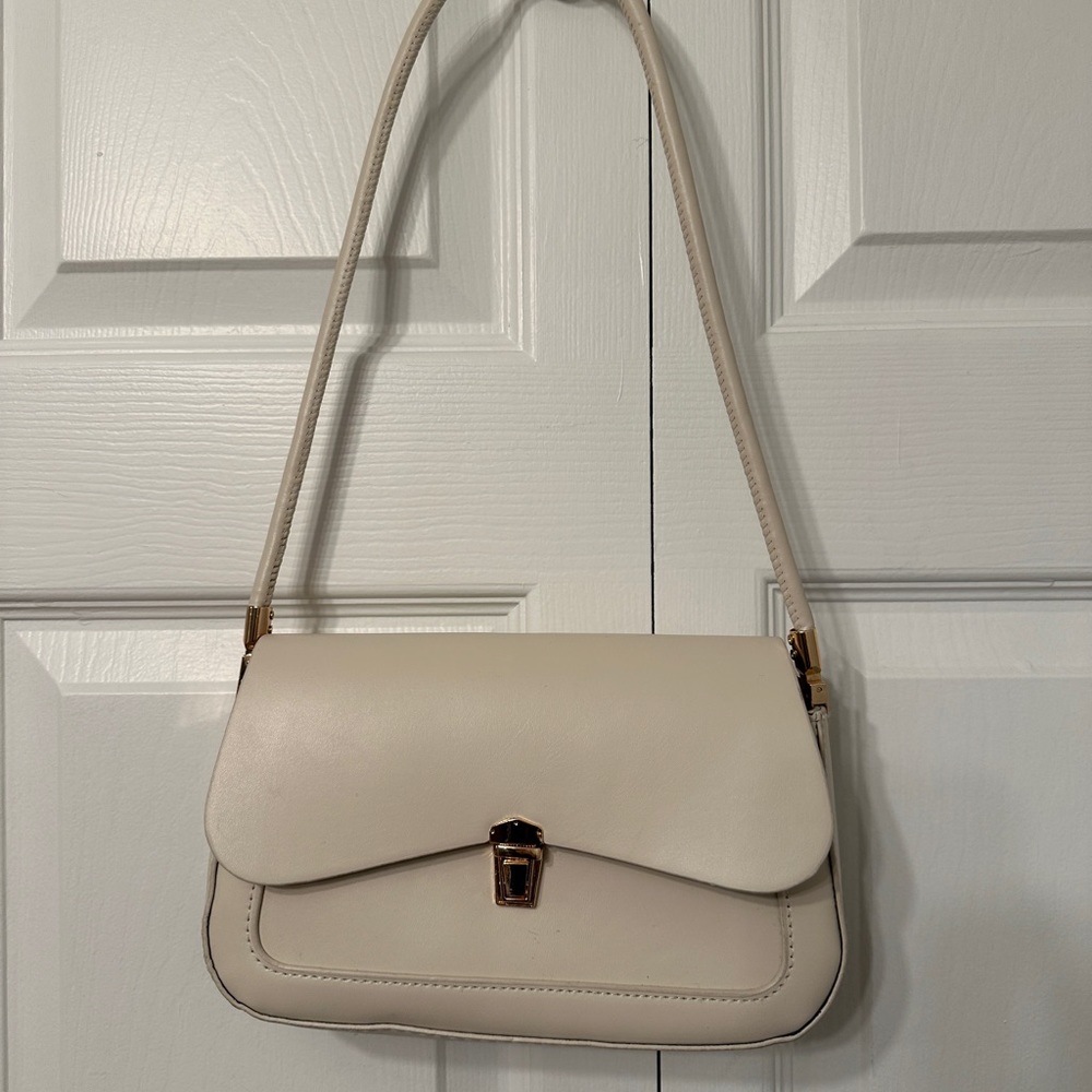 Cream Patent Faux Leather Shoulder Bag